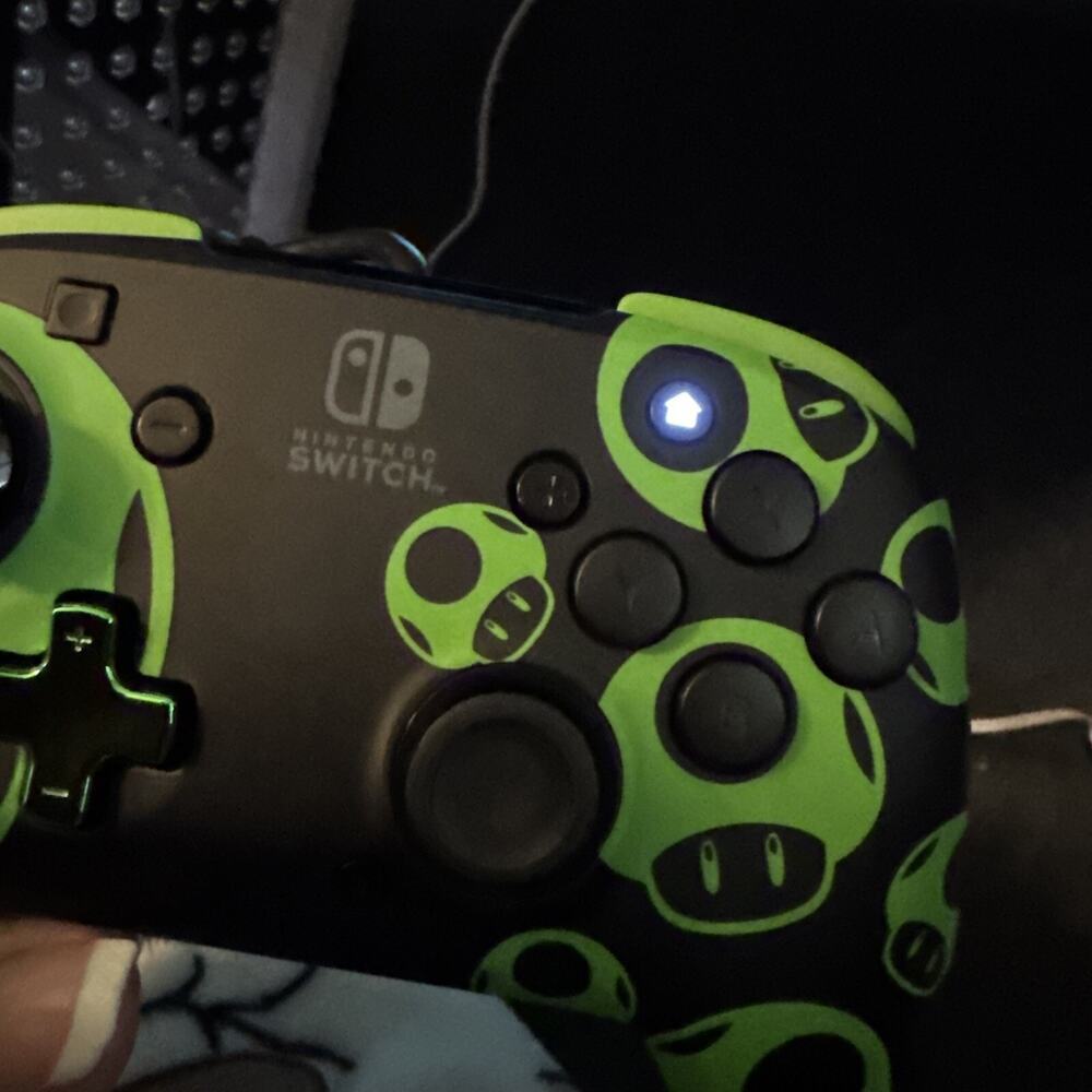 PDP Nintendo Switch Controller Glow in the Dark Rematch Wired Super Mario EUC - Picture 2 of 7